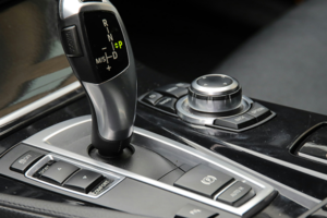The Pros and Cons of Automatic Transmissions: Is It Right for You?
